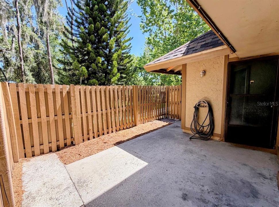 На продажу: $242,000 (3 спален, 1 ванн, 1256 Квадратных фут)