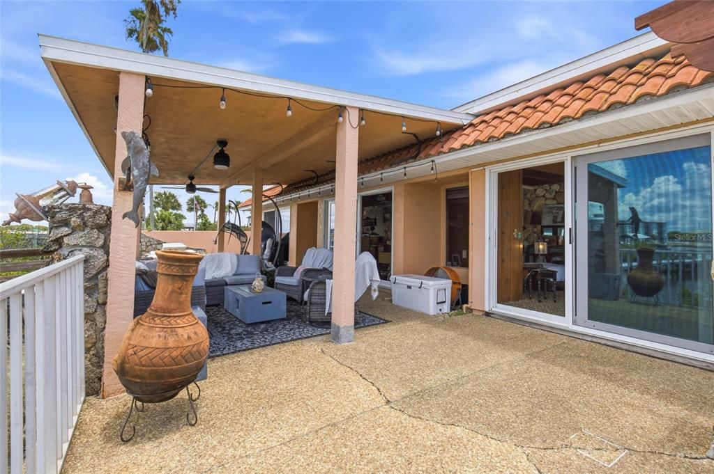 For Sale: $1,650,000 (3 beds, 3 baths, 3075 Square Feet)
