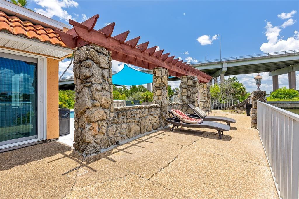 For Sale: $1,650,000 (3 beds, 3 baths, 3075 Square Feet)