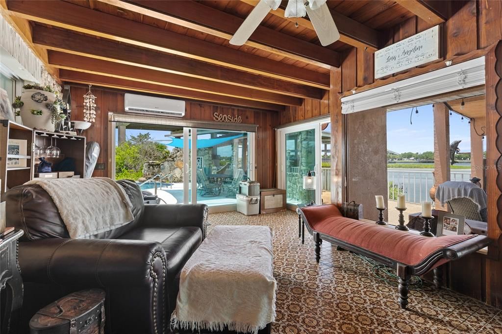 For Sale: $1,650,000 (3 beds, 3 baths, 3075 Square Feet)