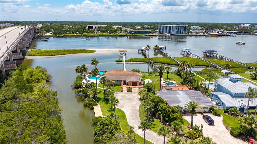 For Sale: $1,650,000 (3 beds, 3 baths, 3075 Square Feet)