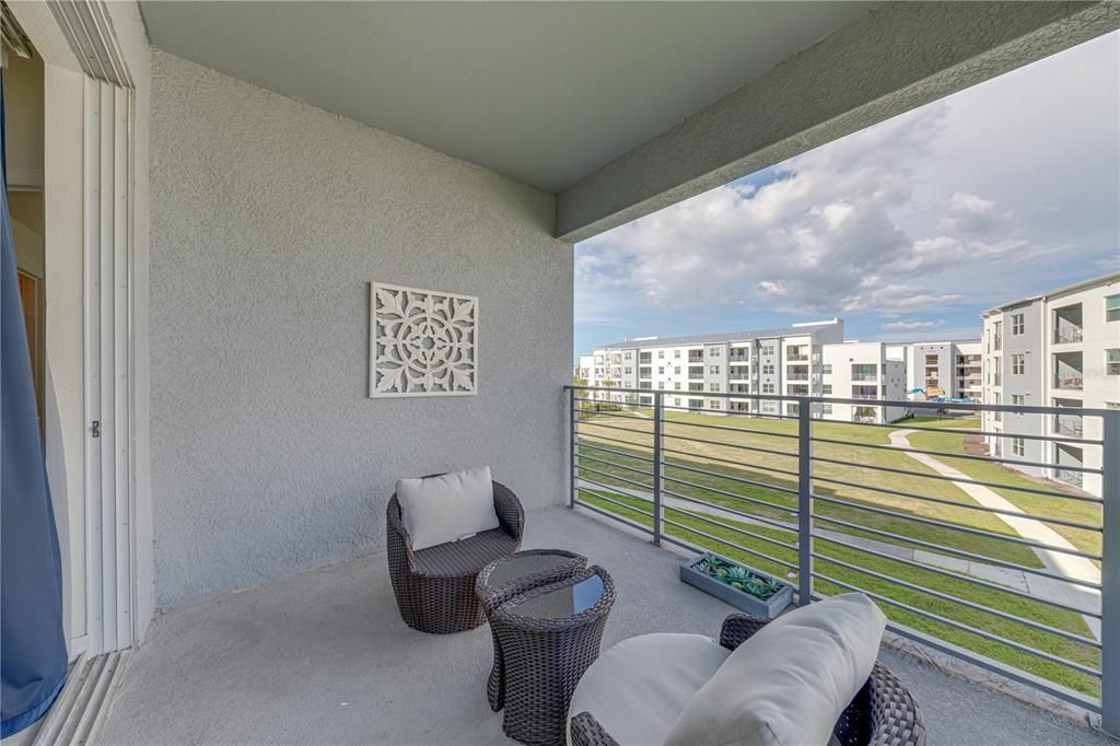 For Sale: $369,000 (3 beds, 2 baths, 1329 Square Feet)
