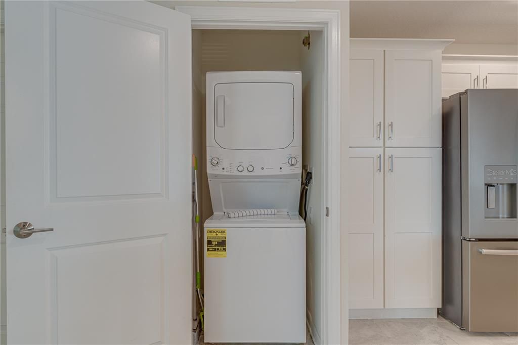 For Sale: $369,000 (3 beds, 2 baths, 1329 Square Feet)