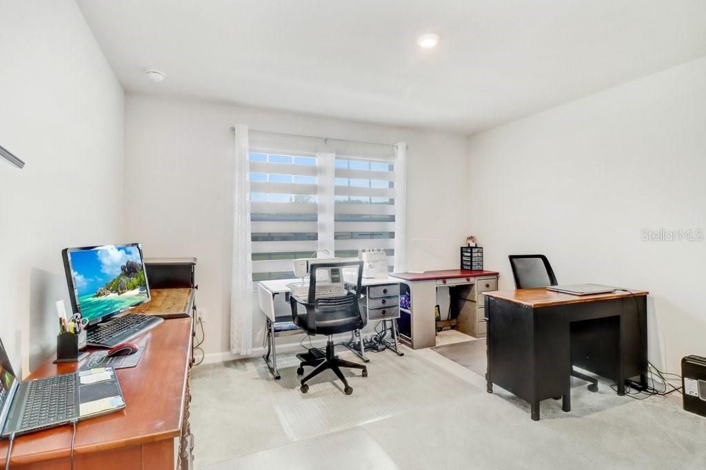 For Sale: $285,000 (3 beds, 2 baths, 1632 Square Feet)