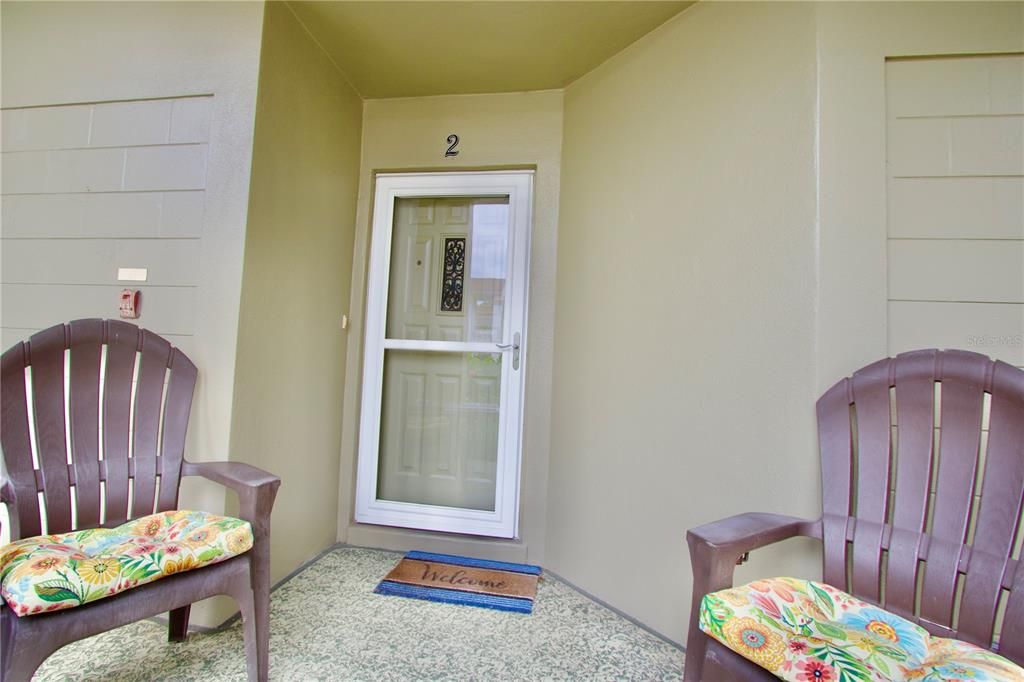Activo con contrato: $225,000 (3 camas, 2 baños, 1325 Pies cuadrados)