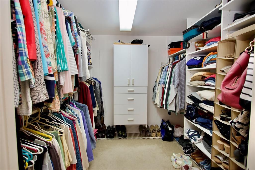 Activo con contrato: $225,000 (3 camas, 2 baños, 1325 Pies cuadrados)