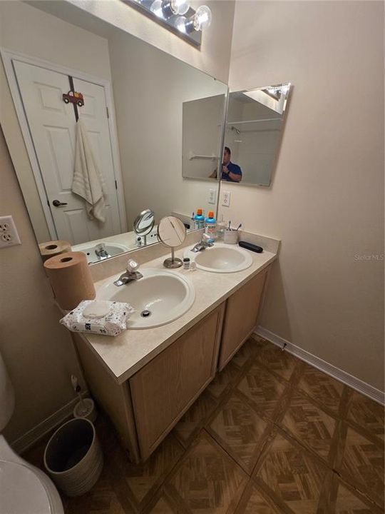 For Sale: $459,000 (4 beds, 3 baths, 2364 Square Feet)