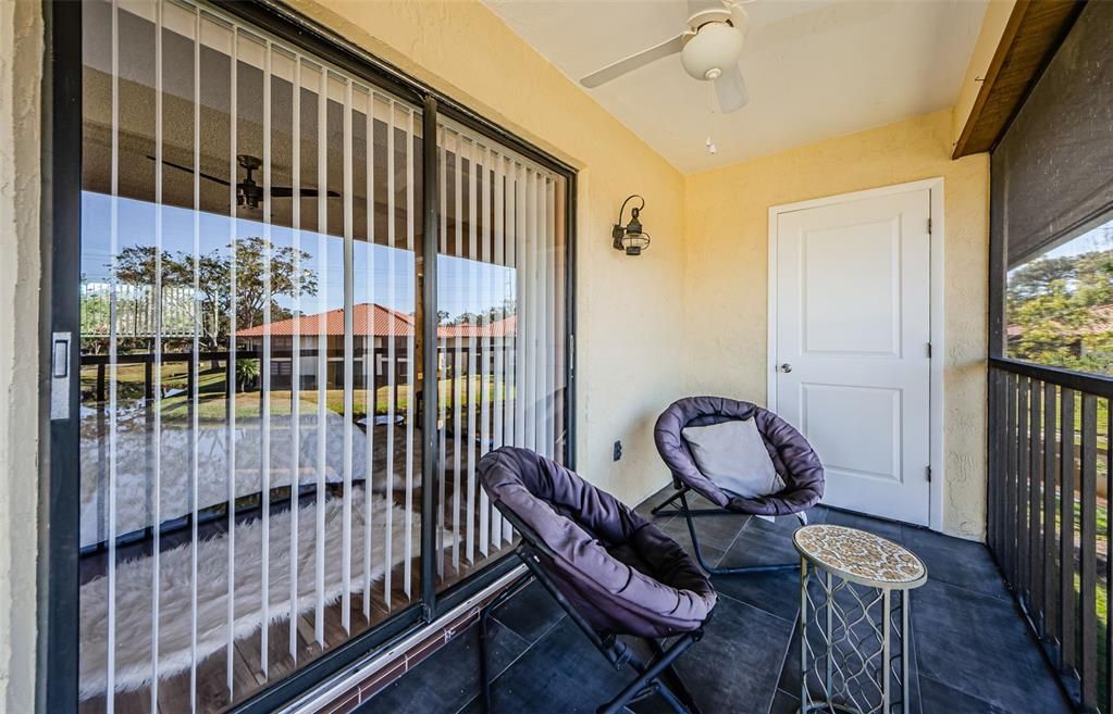 For Rent: $1,720 (1 beds, 1 baths, 750 Square Feet)