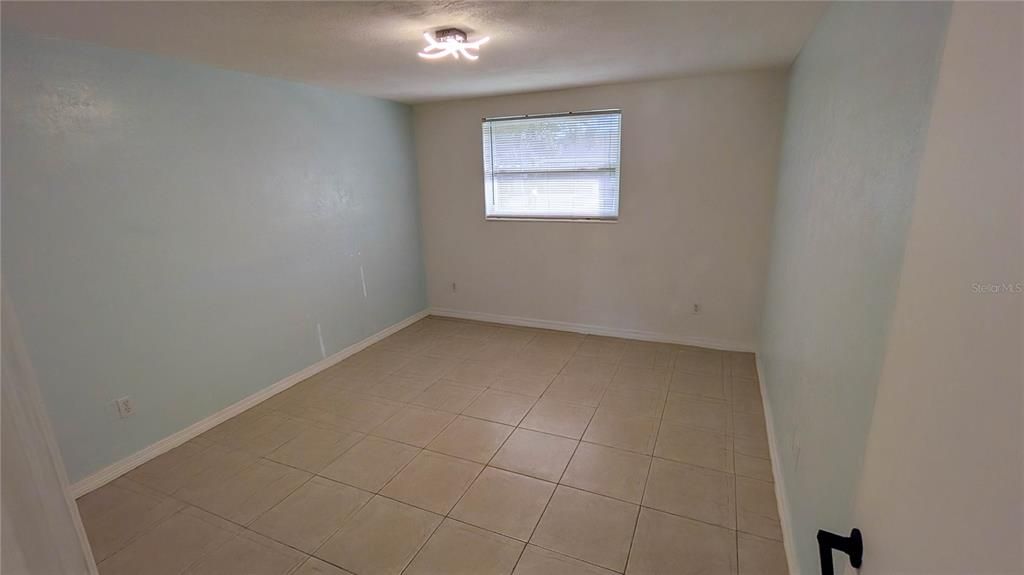 For Sale: $430,000 (4 beds, 0 baths, 1592 Square Feet)