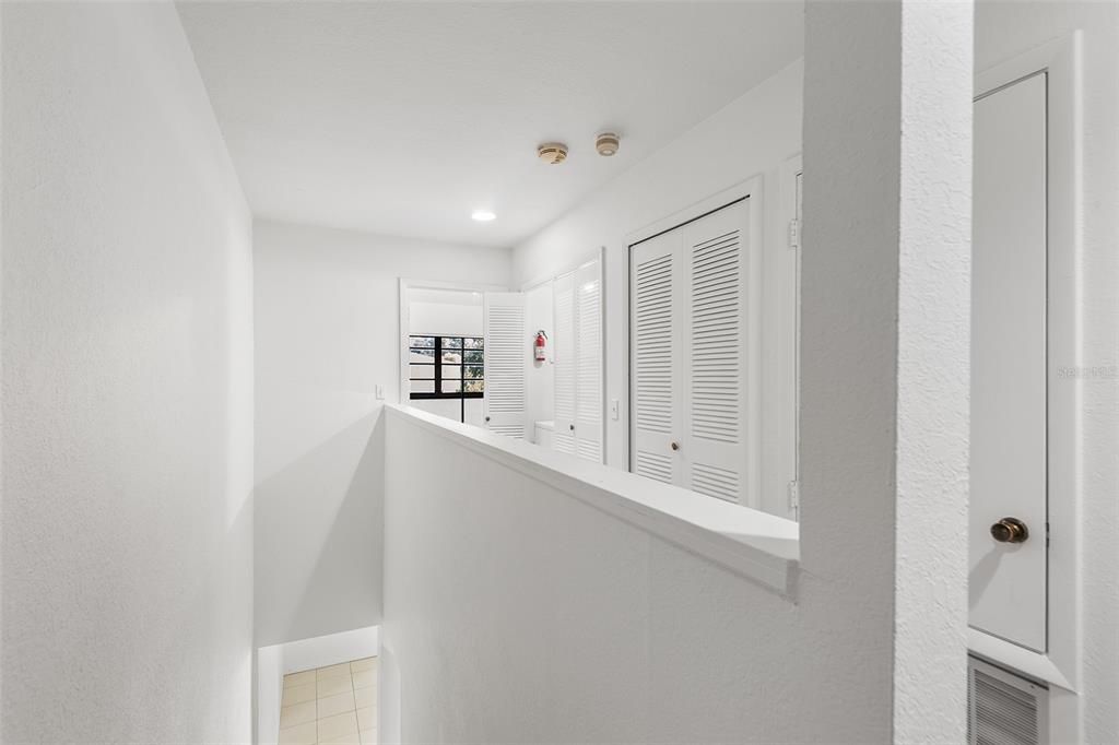 For Sale: $157,750 (2 beds, 2 baths, 1208 Square Feet)