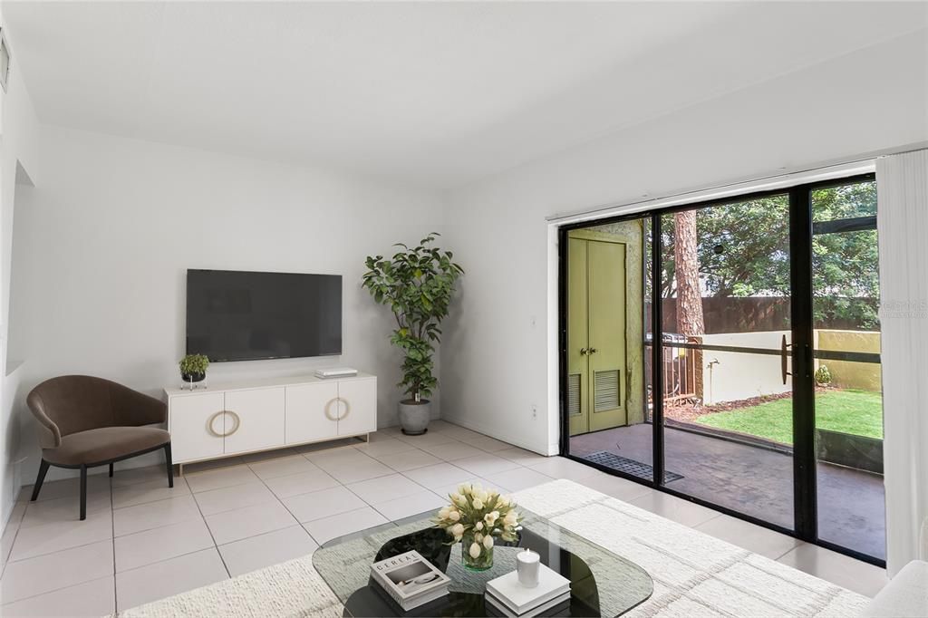 For Sale: $157,750 (2 beds, 2 baths, 1208 Square Feet)