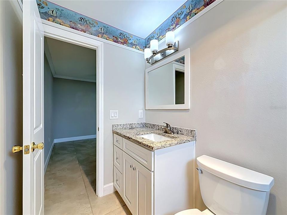 For Sale: $299,500 (2 beds, 2 baths, 1120 Square Feet)