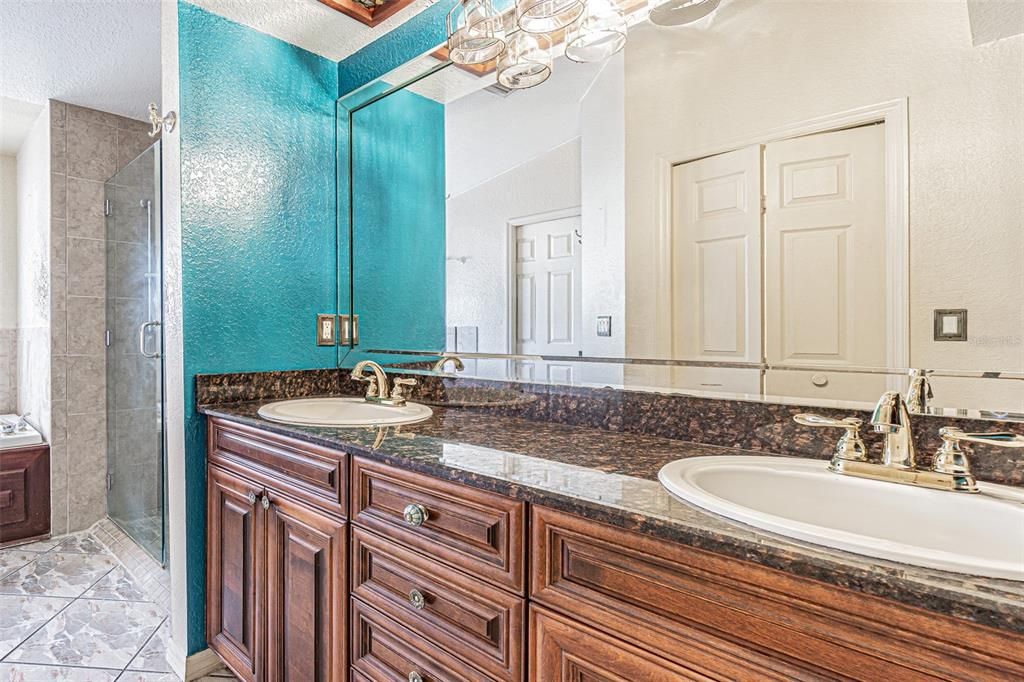 For Sale: $415,000 (3 beds, 2 baths, 2174 Square Feet)