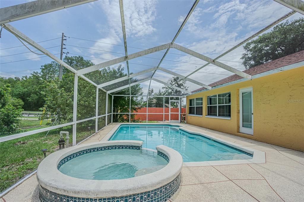 For Sale: $415,000 (3 beds, 2 baths, 2174 Square Feet)