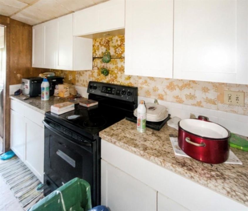 For Sale: $85,000 (3 beds, 2 baths, 1152 Square Feet)