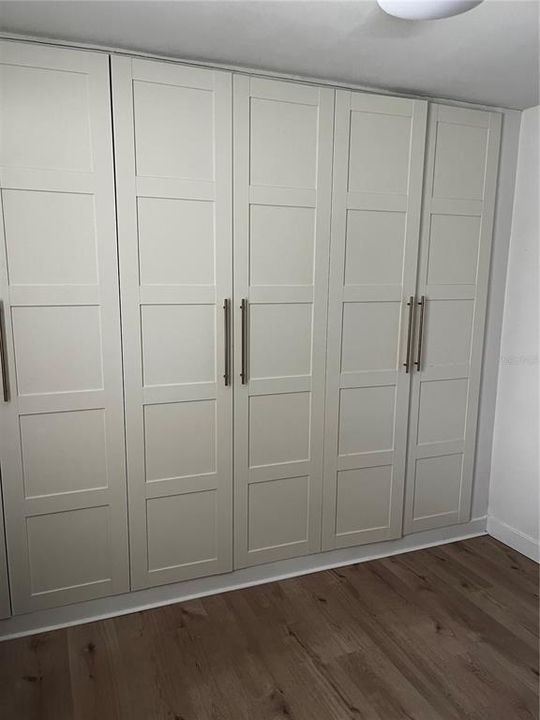 На продажу: $219,900 (2 спален, 2 ванн, 918 Квадратных фут)
