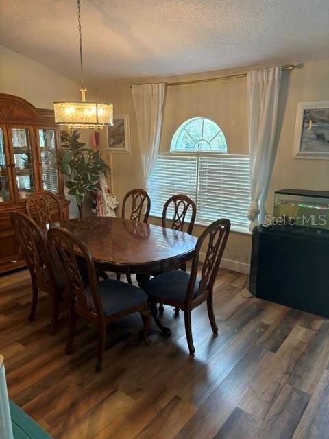 For Sale: $509,900 (4 beds, 2 baths, 2236 Square Feet)