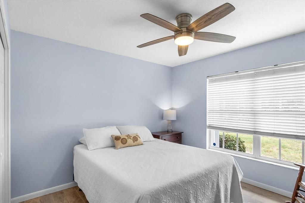 For Sale: $450,000 (3 beds, 2 baths, 1640 Square Feet)