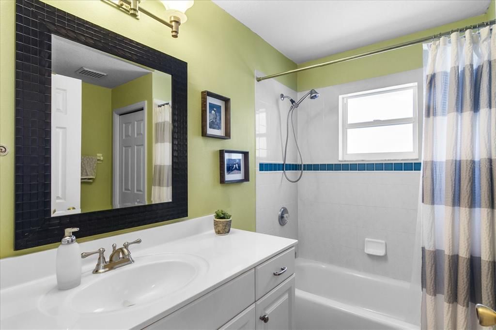 For Sale: $450,000 (3 beds, 2 baths, 1640 Square Feet)