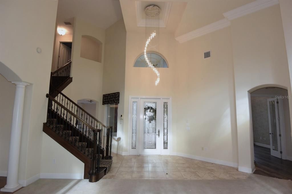 En Venta: $769,000 (5 camas, 5 baños, 4854 Pies cuadrados)