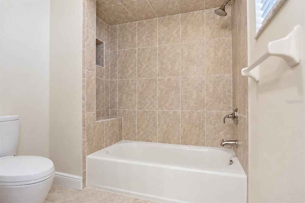 For Sale: $729,900 (5 beds, 4 baths, 4854 Square Feet)