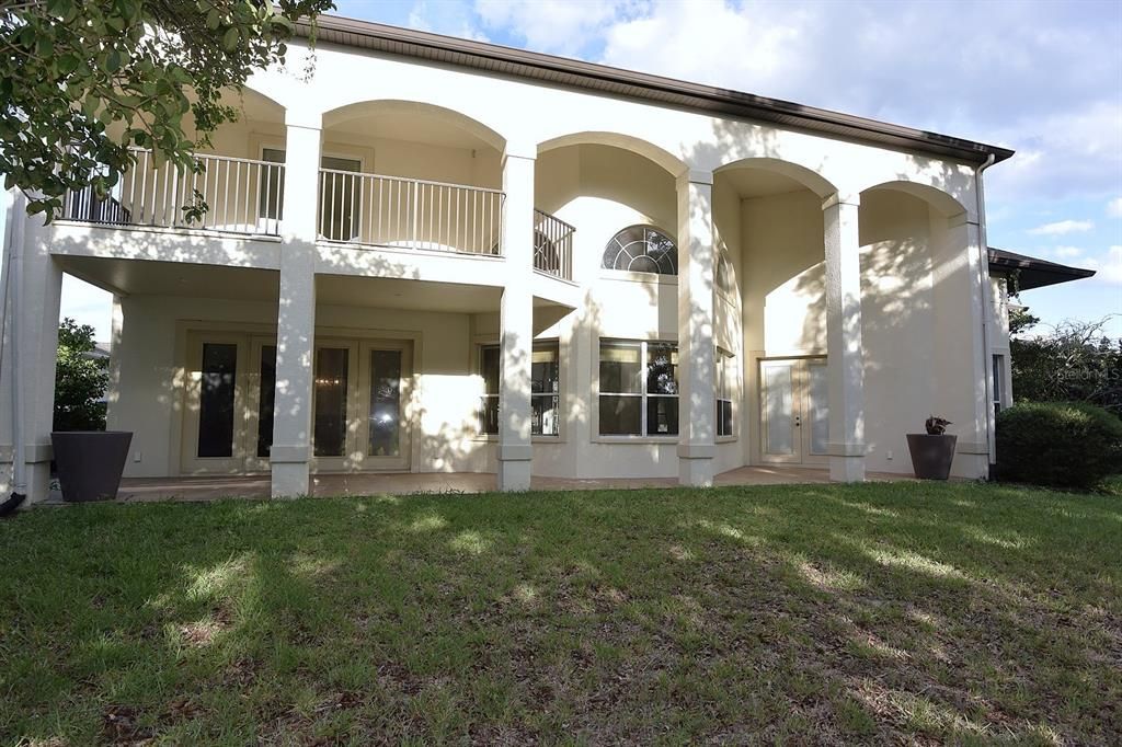 En Venta: $769,000 (5 camas, 5 baños, 4854 Pies cuadrados)