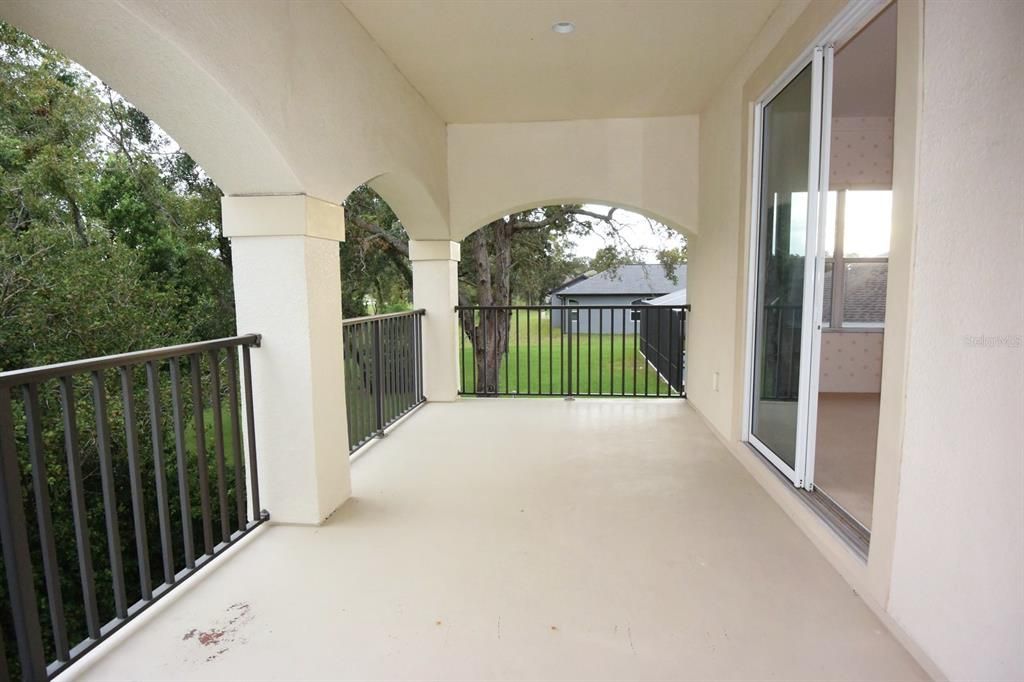 For Sale: $729,900 (5 beds, 4 baths, 4854 Square Feet)