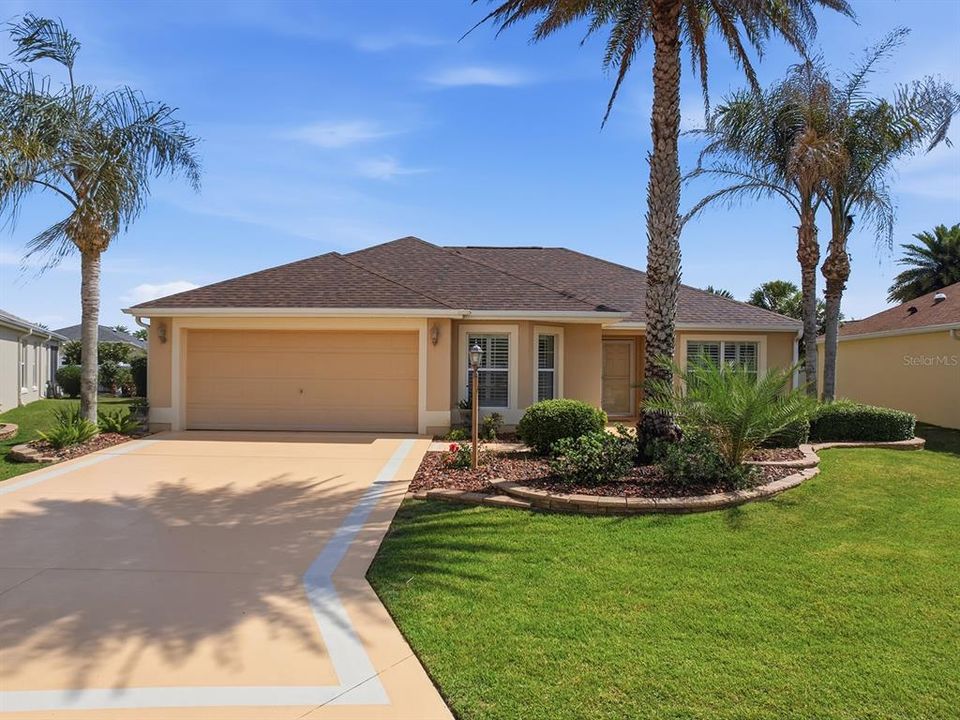 For Sale: $429,900 (3 beds, 2 baths, 1517 Square Feet)
