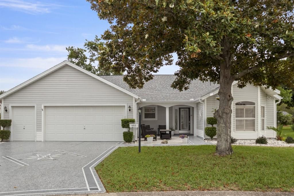 For Sale: $575,000 (3 beds, 2 baths, 2256 Square Feet)