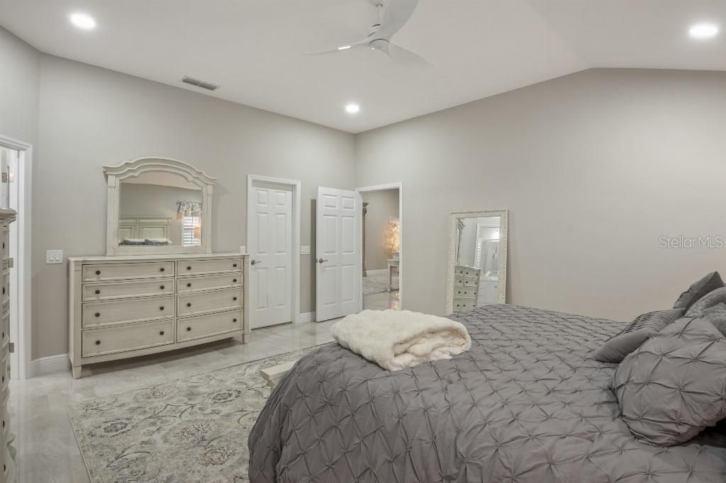 For Sale: $575,000 (3 beds, 2 baths, 2256 Square Feet)