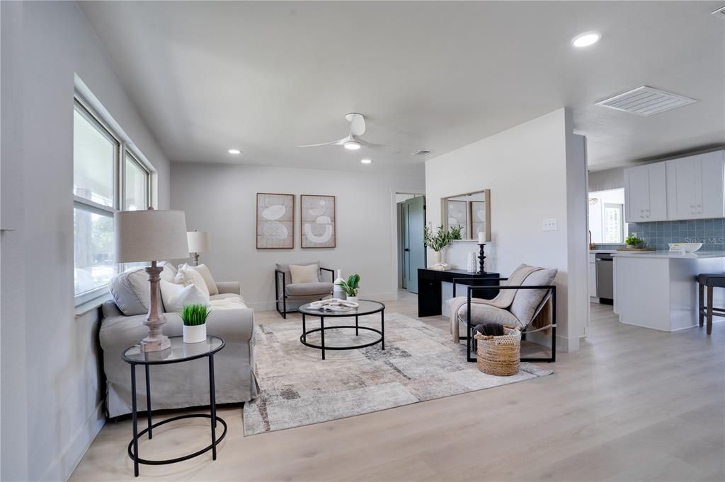 For Sale: $625,000 (4 beds, 2 baths, 1563 Square Feet)