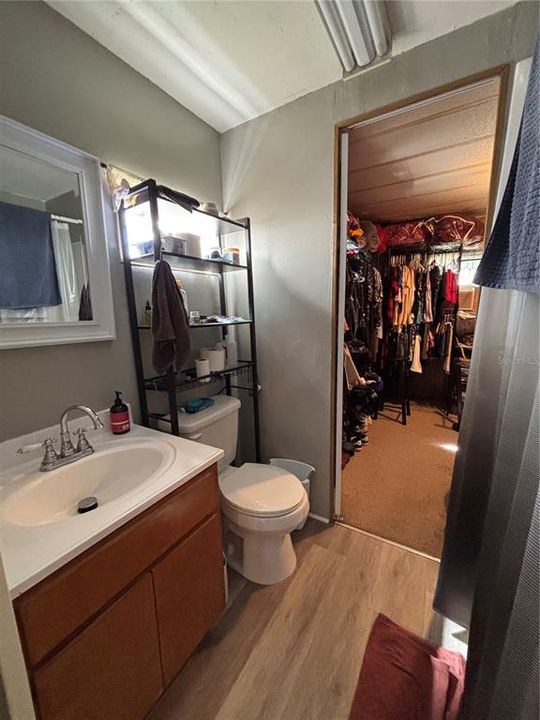 For Sale: $120,000 (3 beds, 2 baths, 1152 Square Feet)