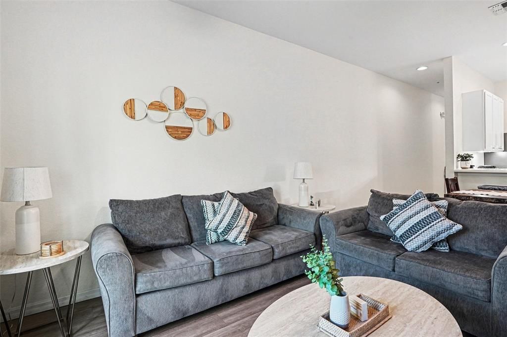 For Sale: $249,900 (3 beds, 2 baths, 1227 Square Feet)