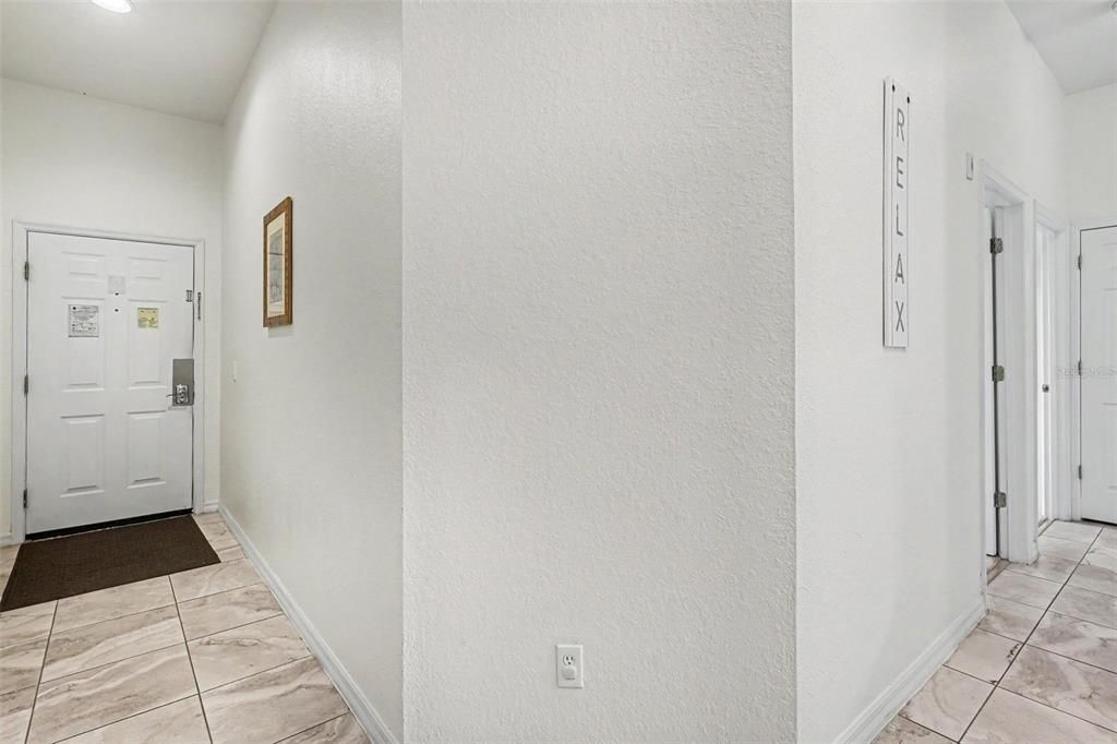 For Sale: $249,900 (3 beds, 2 baths, 1227 Square Feet)
