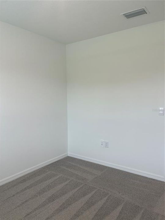 For Rent: $2,300 (3 beds, 2 baths, 1758 Square Feet)