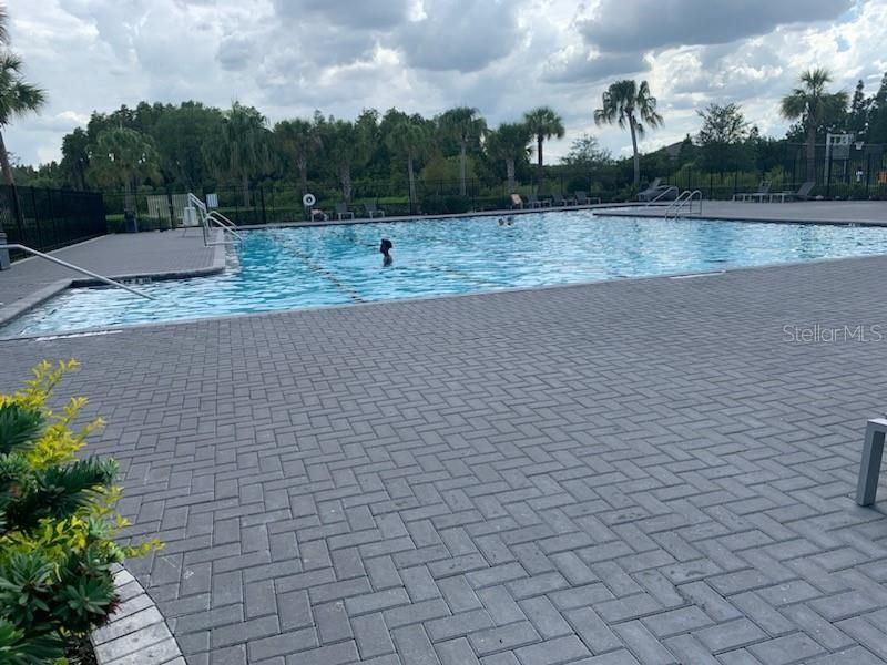 For Rent: $2,300 (3 beds, 2 baths, 1758 Square Feet)