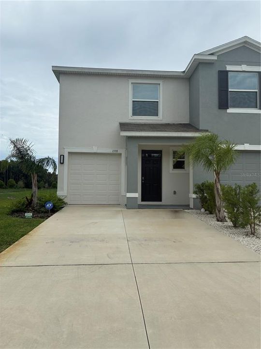 For Rent: $2,300 (3 beds, 2 baths, 1758 Square Feet)