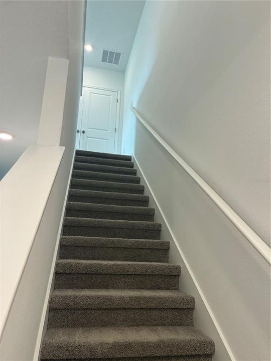 For Rent: $2,300 (3 beds, 2 baths, 1758 Square Feet)