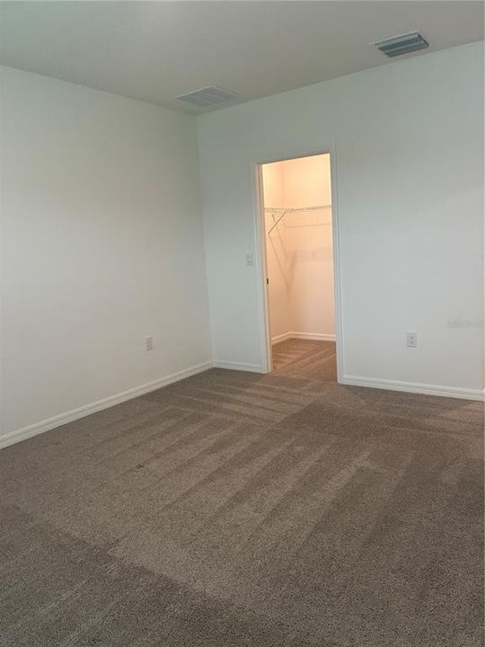 For Rent: $2,300 (3 beds, 2 baths, 1758 Square Feet)
