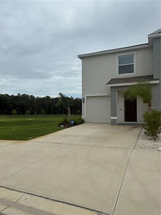 For Rent: $2,300 (3 beds, 2 baths, 1758 Square Feet)