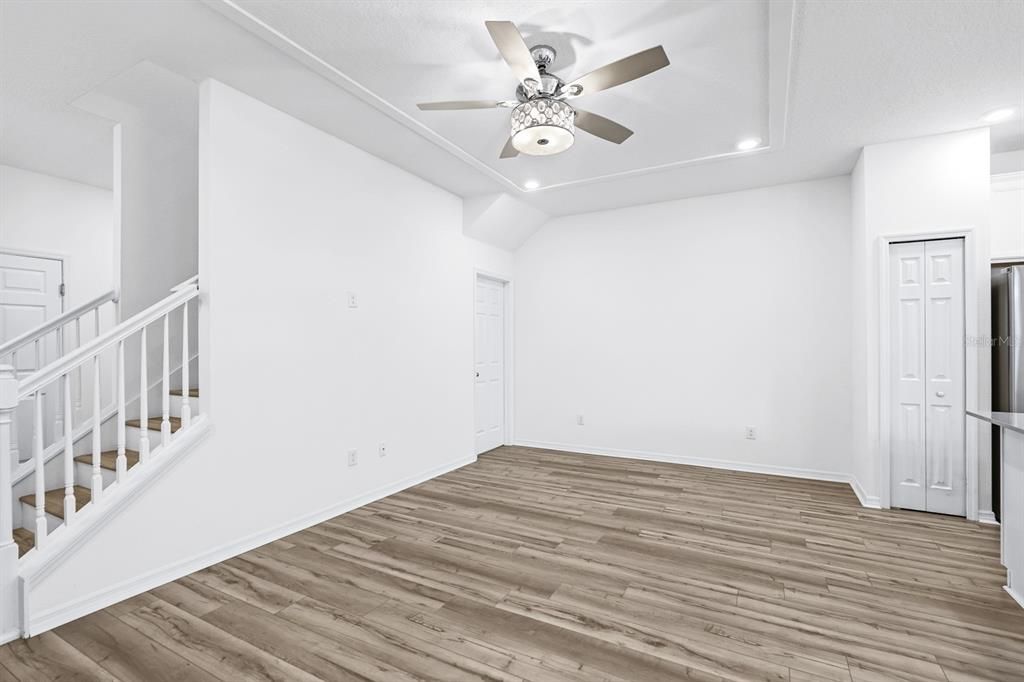 В аренду: $2,450 (3 спален, 2 ванн, 1702 Квадратных фут)