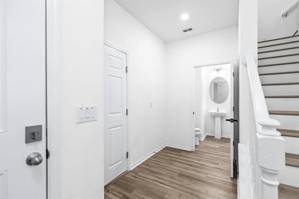 В аренду: $2,450 (3 спален, 2 ванн, 1702 Квадратных фут)