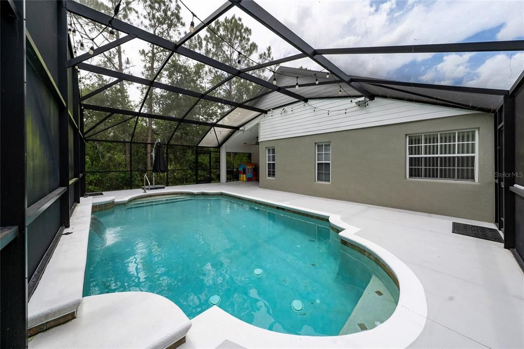 For Sale: $595,000 (4 beds, 2 baths, 2068 Square Feet)