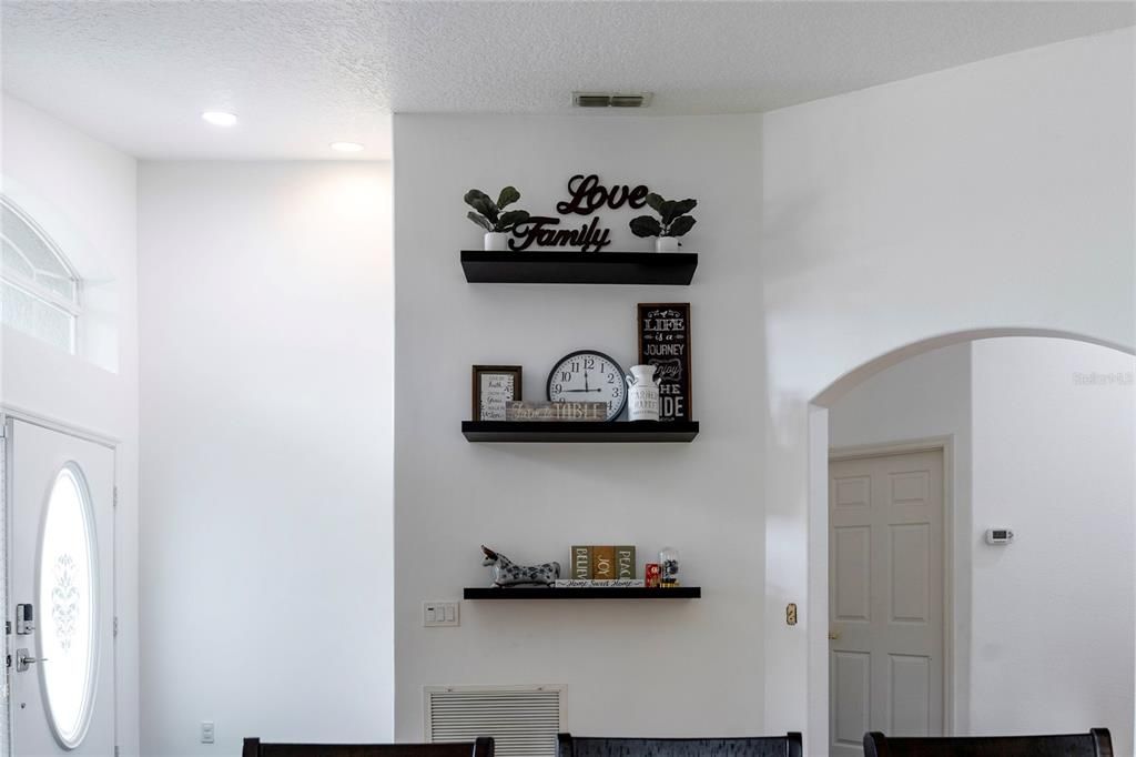For Sale: $595,000 (4 beds, 2 baths, 2068 Square Feet)