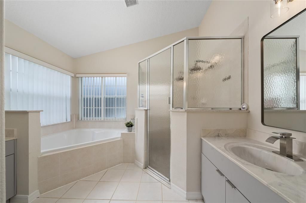 For Sale: $595,000 (4 beds, 2 baths, 2068 Square Feet)