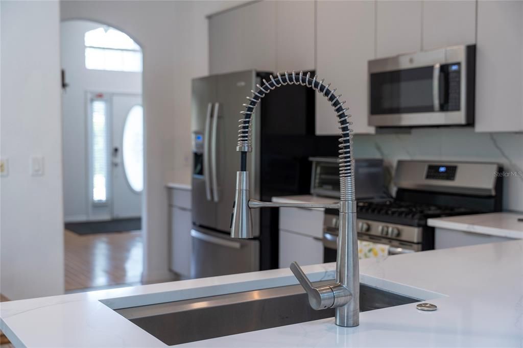 For Sale: $595,000 (4 beds, 2 baths, 2068 Square Feet)
