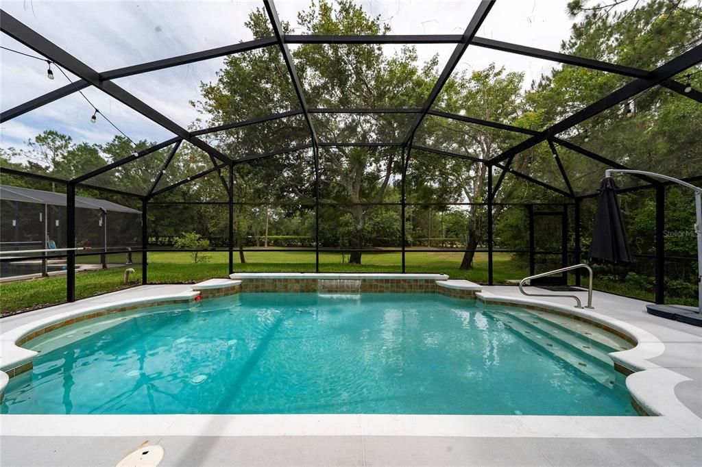 For Sale: $595,000 (4 beds, 2 baths, 2068 Square Feet)
