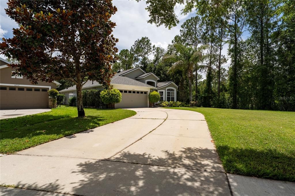 For Sale: $595,000 (4 beds, 2 baths, 2068 Square Feet)