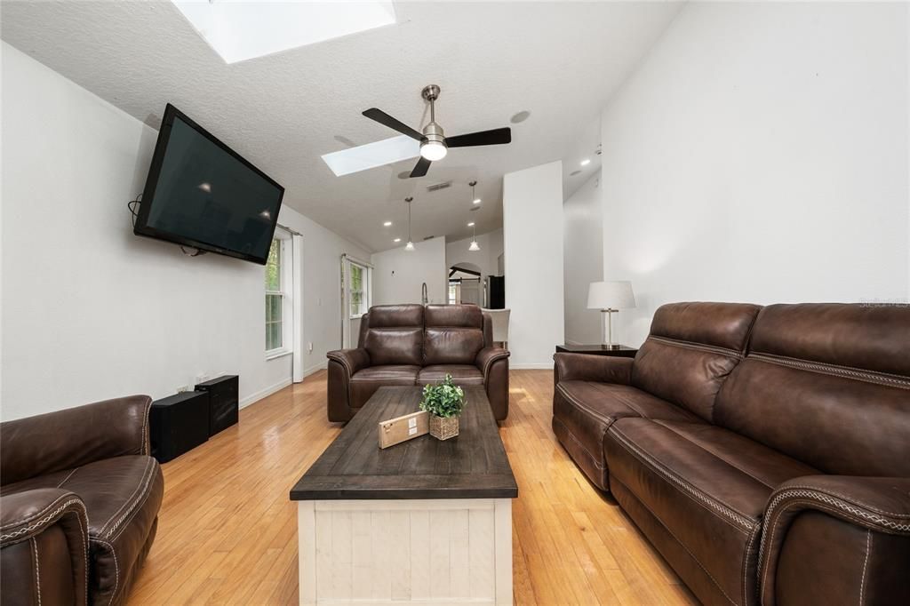 For Sale: $595,000 (4 beds, 2 baths, 2068 Square Feet)