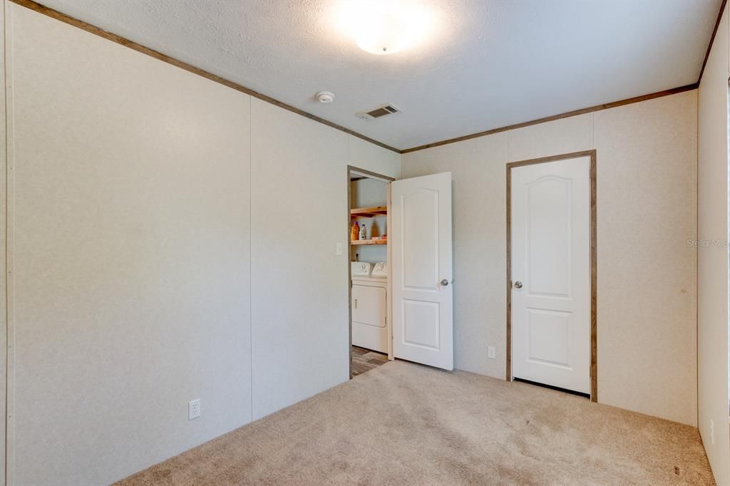 For Sale: $248,000 (3 beds, 2 baths, 1138 Square Feet)